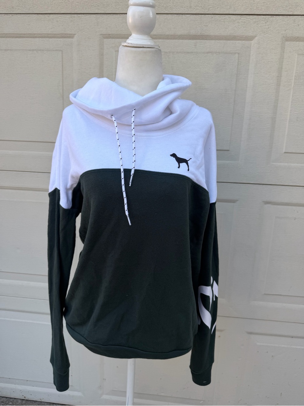 Victoria’s Secret PINK Cowl Neck / Turtleneck Green White Sweatshirt |